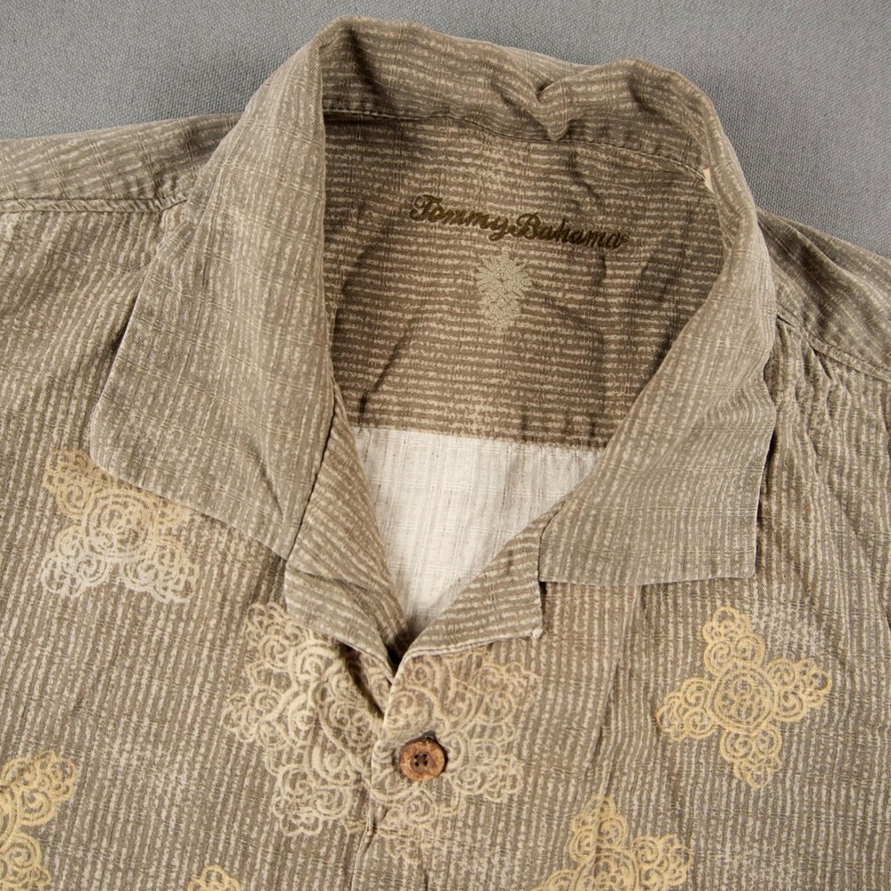 Tommy Bahama Silk Floral Medallion Geometric Vacation Aloha Hawaiian Shirt Men L